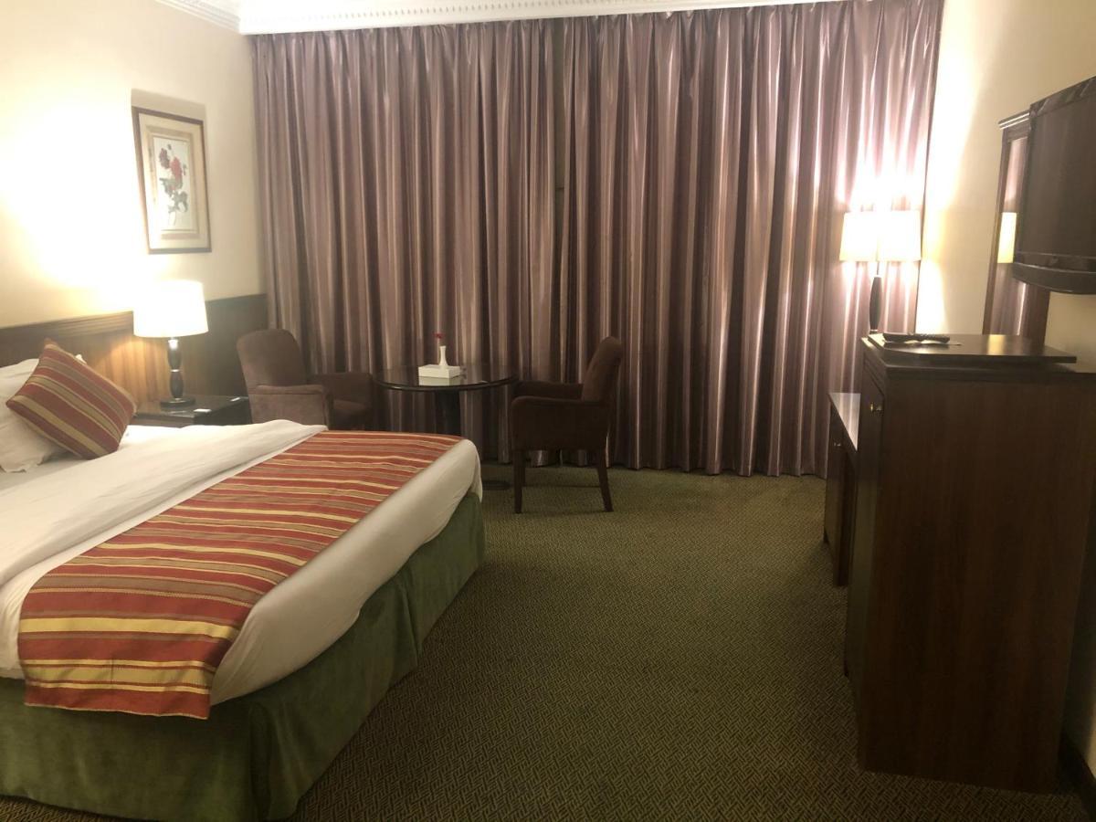 Hotel Grand Star Al Saha 3*